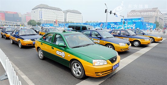 行業(yè)風(fēng)波背后現(xiàn)壟斷弊病 出租車改革如何&ldquo;邁開腿&rdquo;？