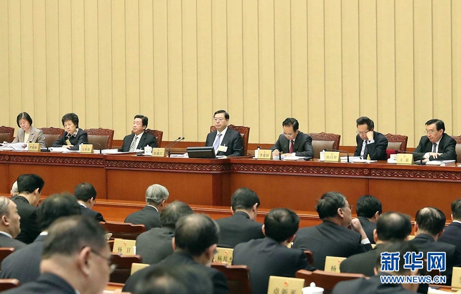 2月23日，十二屆全國人大常委會第三十三次會議在北京人民大會堂開幕。張德江委員長主持會議。 新華社記者　劉衛兵　攝