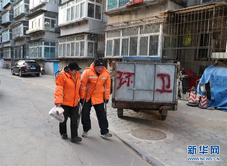 （新春走基層&middot;代表委員履職）（3）馬路牙子上當代表&mdash;&mdash;環衛工人莊艷的履職故事