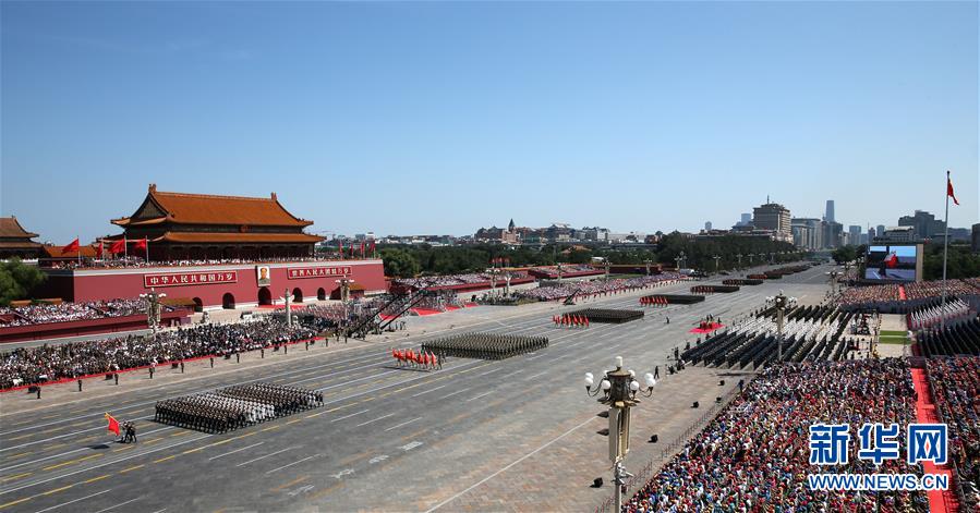 （新華全媒頭條&middot;強軍思想引領新征程&middot;圖文互動）（1）那一刻，我們光榮接受檢閱