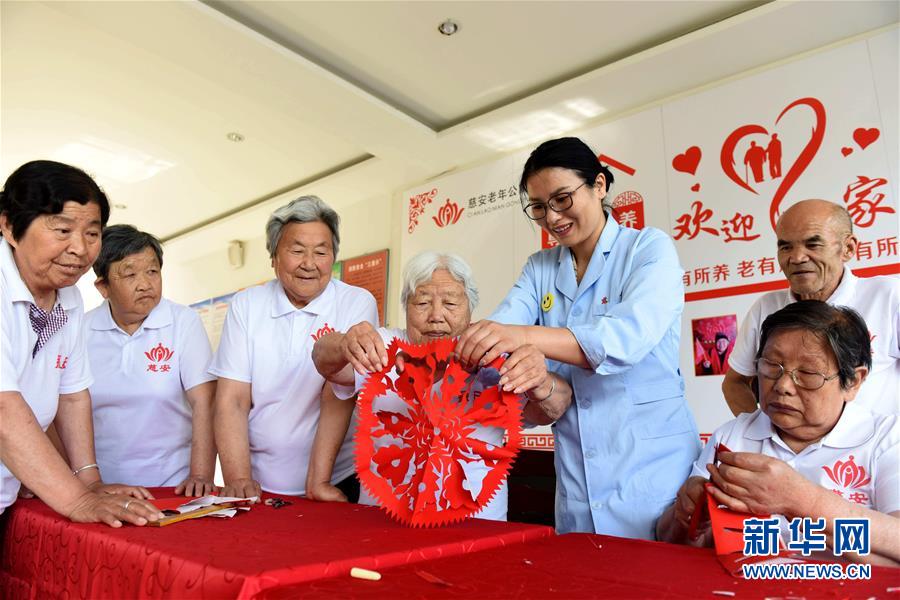 （壯麗70年&middot;奮斗新時代&mdash;&mdash;共和國發展成就巡禮&middot;圖文互動）（9）人民至上的生動實踐&mdash;&mdash;共和國民生發展成就巡禮