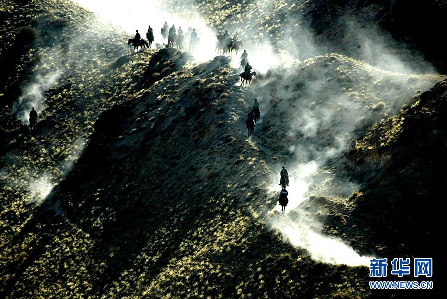 （自信中國&middot;70年啟示錄&middot;圖文互動）（1）富國強(qiáng)軍筑長城&mdash;&mdash;從壯闊70年看中國強(qiáng)軍