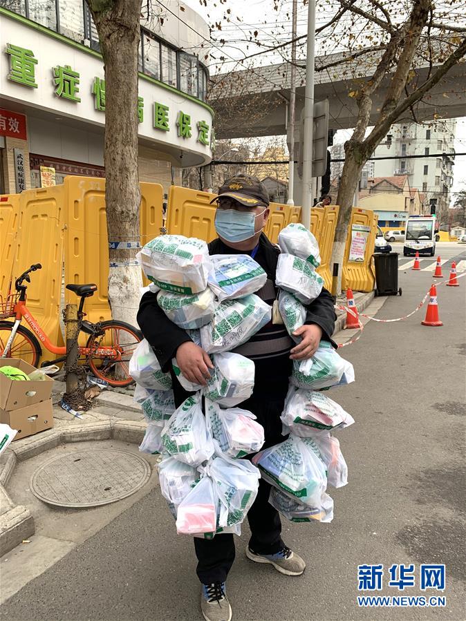 （新華全媒頭條&middot;圖文互動）（8）一鼓作氣，不勝不休！&mdash;&mdash;寫在疫情防控阻擊戰(zhàn)的關(guān)鍵時刻