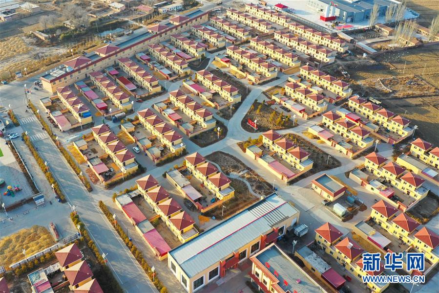 (全面建成小康社會“百城千縣萬村調研行”·圖文互動)(3)“麻煩村”變形記——內蒙古白青堯村的多彩生活