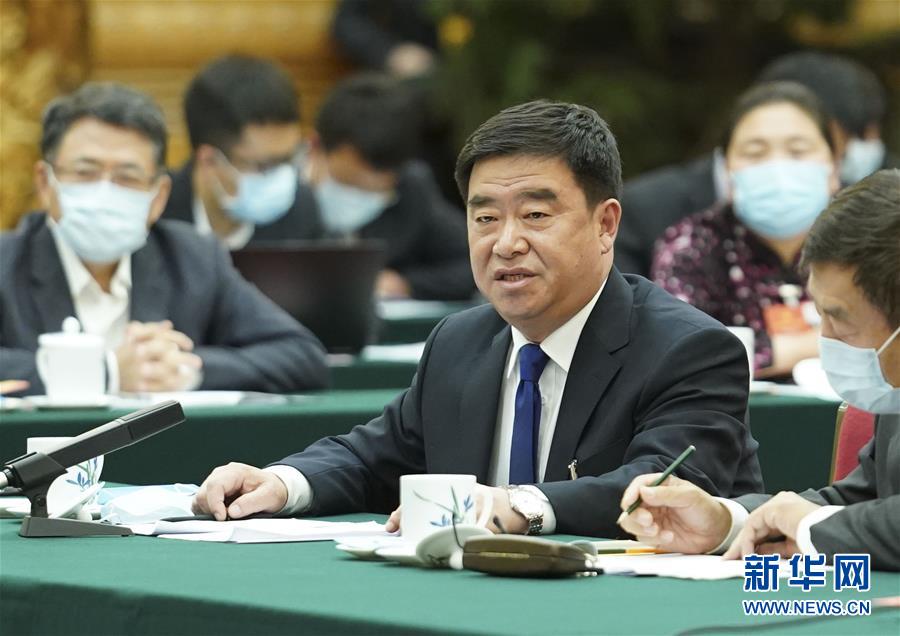 （新華全媒頭條&middot;圖文互動）（6）從人民中汲取磅礴力量&mdash;&mdash;習近平總書記同出席2020年全國兩會人大代表、政協委員共商國是紀實