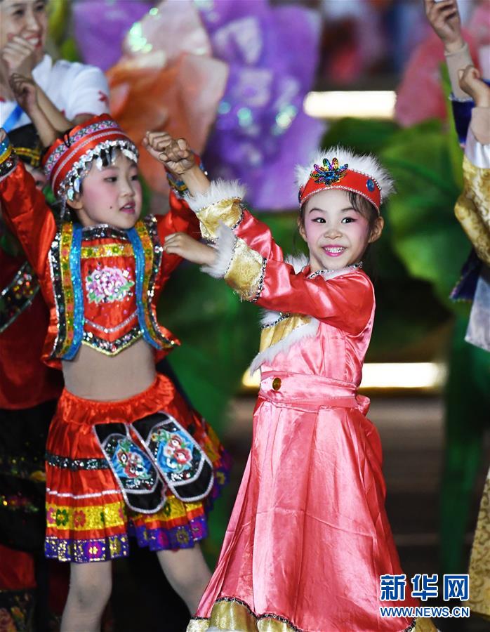 （國慶70周年&middot;聯(lián)歡活動）慶祝中華人民共和國成立70周年聯(lián)歡活動在京舉行