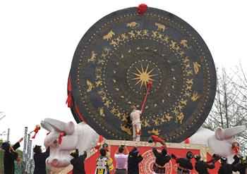 &ldquo;世界最大銅鼓&rdquo;亮相環江