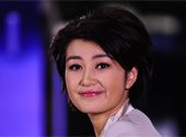 主持人苑茵子在玫琳凱訪(fǎng)談現(xiàn)場(chǎng)