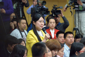 香港衛視記者提問