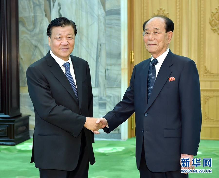 10月10日，正在朝鮮訪問的中共中央政治局常委、中央書記處書記劉云山在平壤會見朝鮮勞動黨中央政治局常委、最高人民會議常任委員會委員長金永南。 新華社記者 李濤 攝